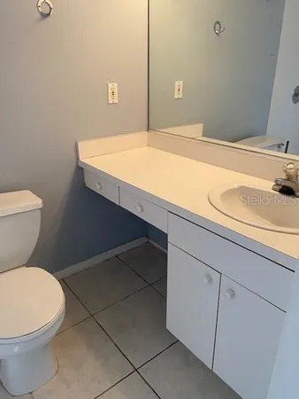 $1,895 | 2121 Wood Street, Unit 227, Sarasota, FL 34237