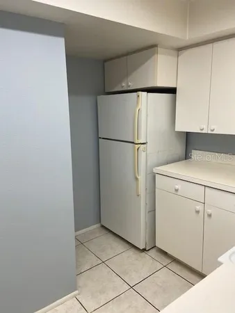 $1,895 | 2121 Wood Street, Unit 227, Sarasota, FL 34237