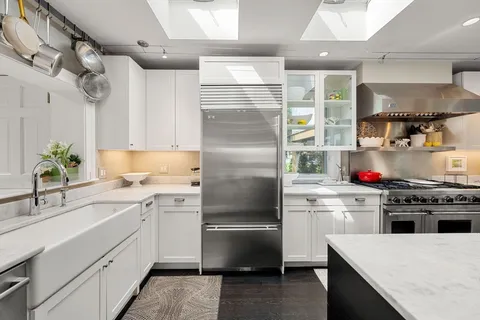 $2,399,000 | 128 Ocean Avenue, Swampscott, MA 01907