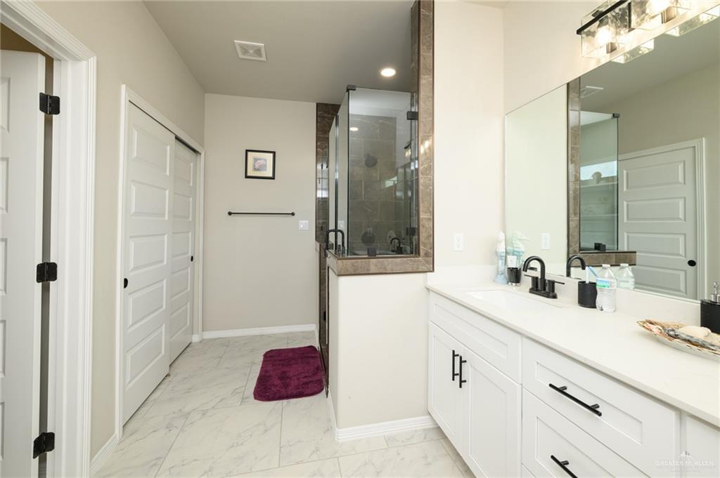 1402 Poza Rica Avenue Harlingen, TX 78552 - Photo 14 of 28