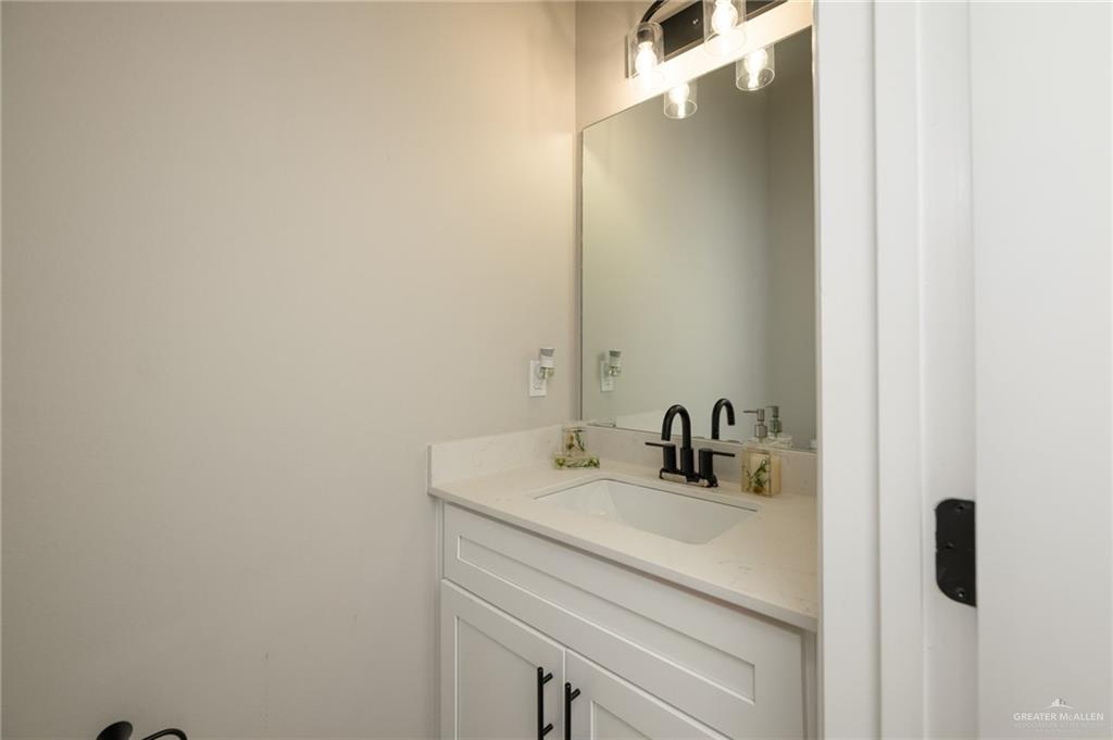 1402 Poza Rica Avenue Harlingen, TX 78552 - Photo 18 of 28