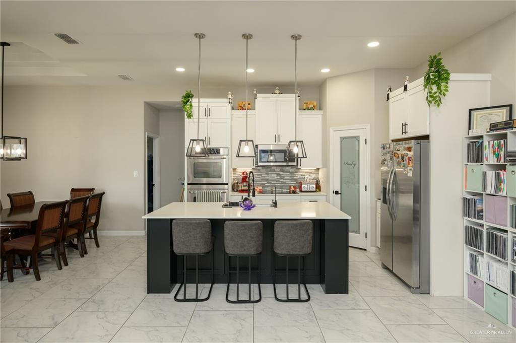 1402 Poza Rica Avenue Harlingen, TX 78552 - Photo 6 of 28