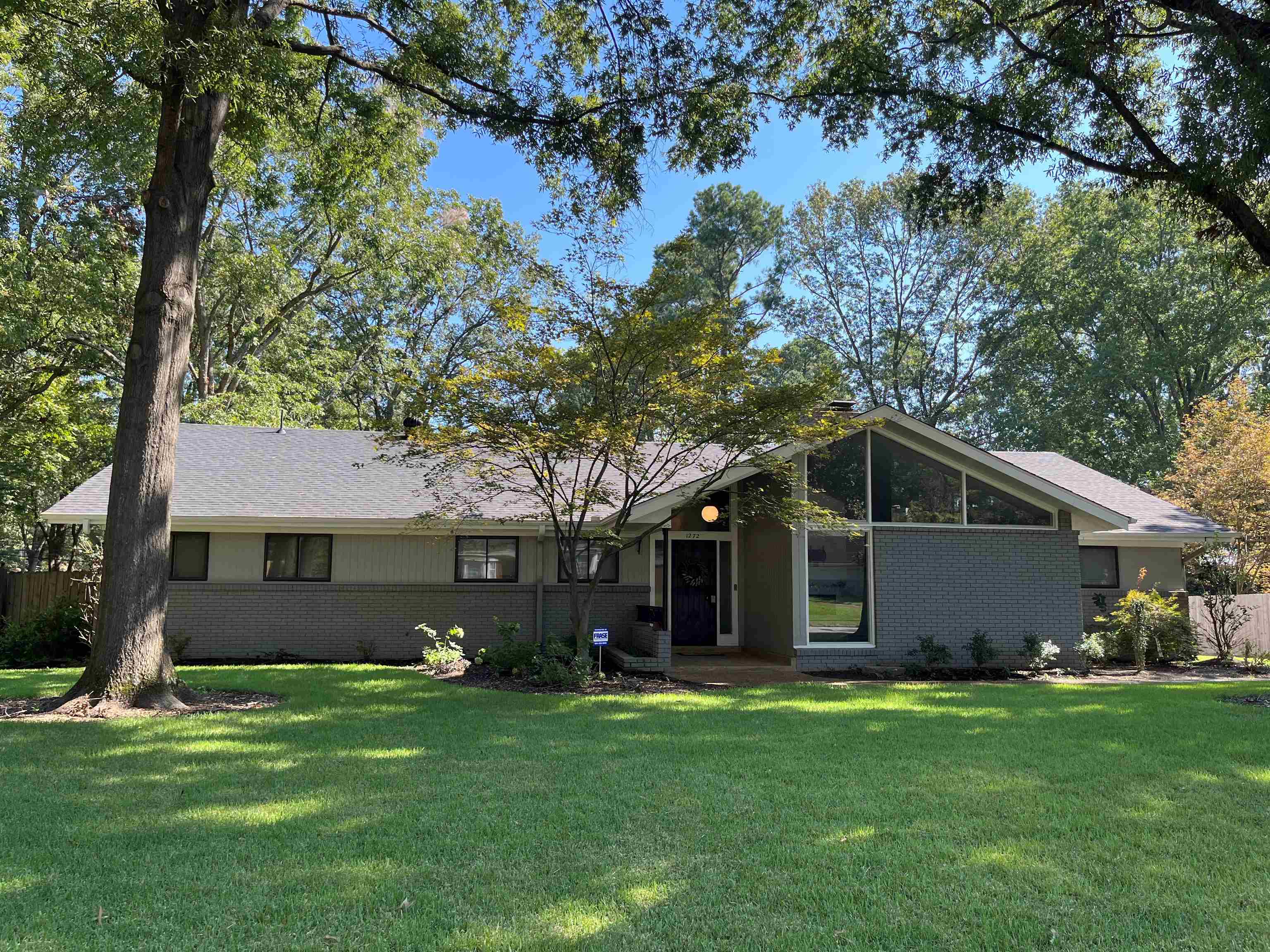 1272 Brookfield Road Memphis, TN 38119 - Photo 1 of 33 Gallery Image 1
