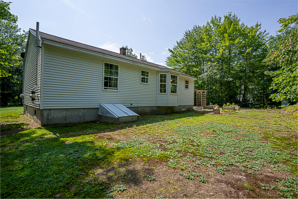 698 Townhouse Road East Waterboro, ME 04030 - Photo 5 of 26 DSC06195-HDR-7