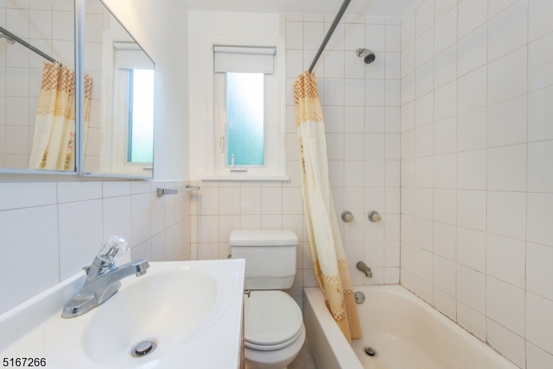 99 Chesapeake Avenue Lake Hiawatha, NJ 07034 - Photo 12 of 23