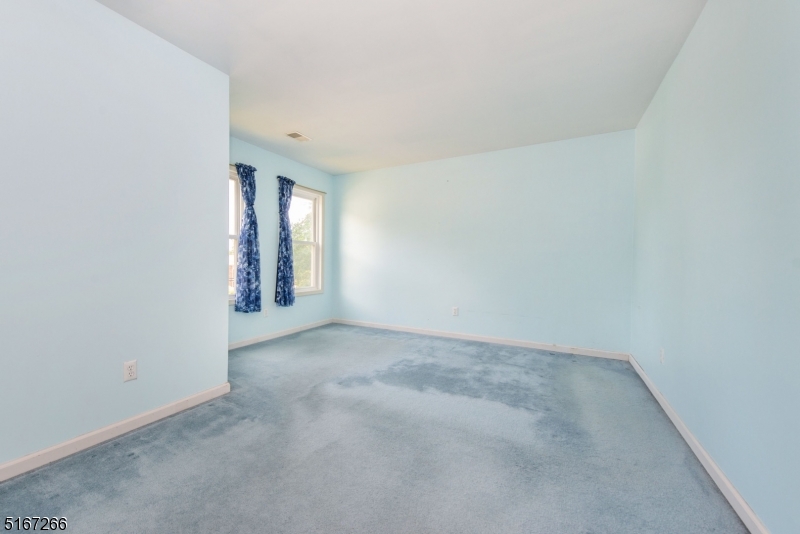 99 Chesapeake Avenue Lake Hiawatha, NJ 07034 - Photo 13 of 23