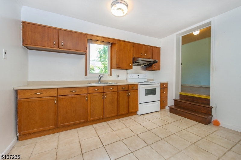 99 Chesapeake Avenue Lake Hiawatha, NJ 07034 - Photo 7 of 23