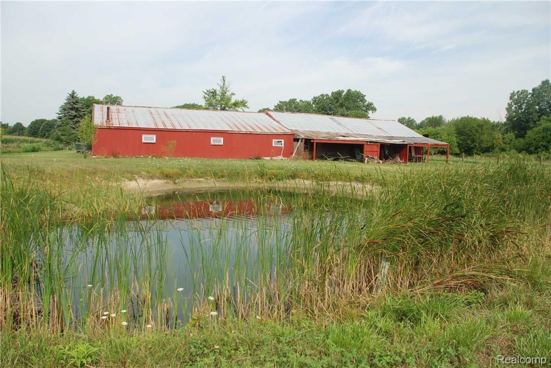11074 Finzel Road Carleton, MI 48117 - Photo 29 of 41 33.jpg