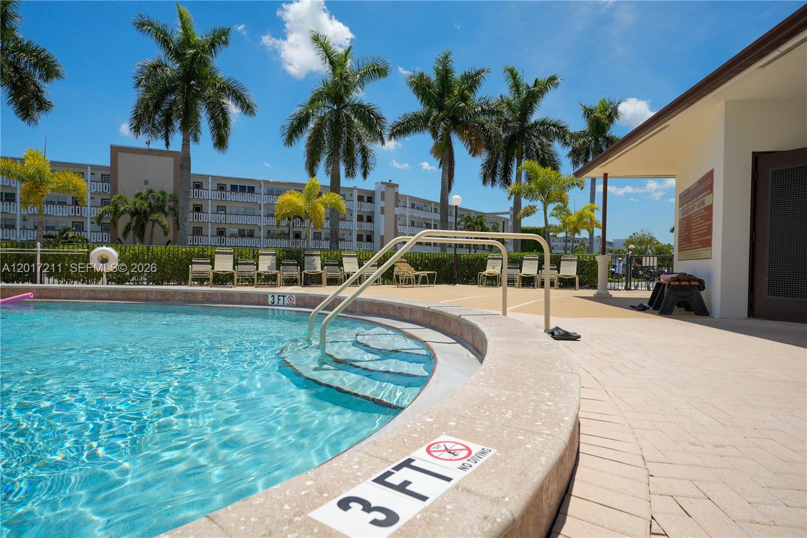 4082 Cornwall East, Unit 4082 Boca Raton, FL 33434 - Photo 33 of 46