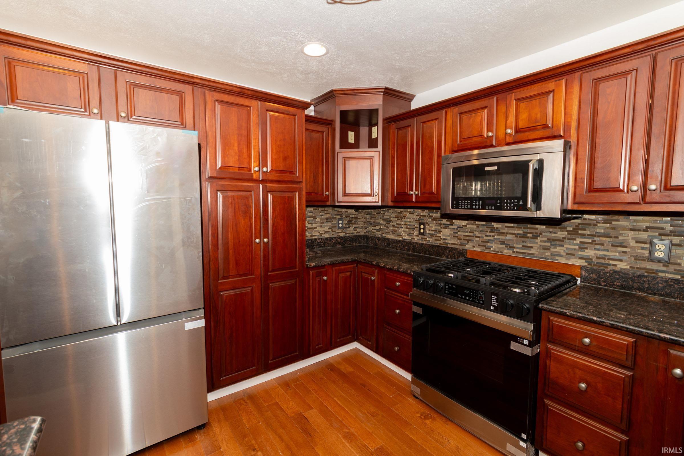 53134 Old Farm Road Elkhart, IN 46514 - Photo 14 of 34