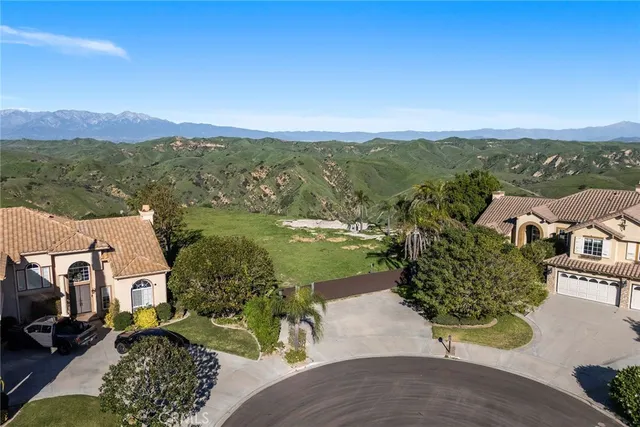 $1,799,000 | 27165 Big Horn Mountain Way, Yorba Linda, CA 92887
