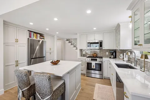$719,000 | 17870 Tioga Trail, Minnetonka, MN 55391