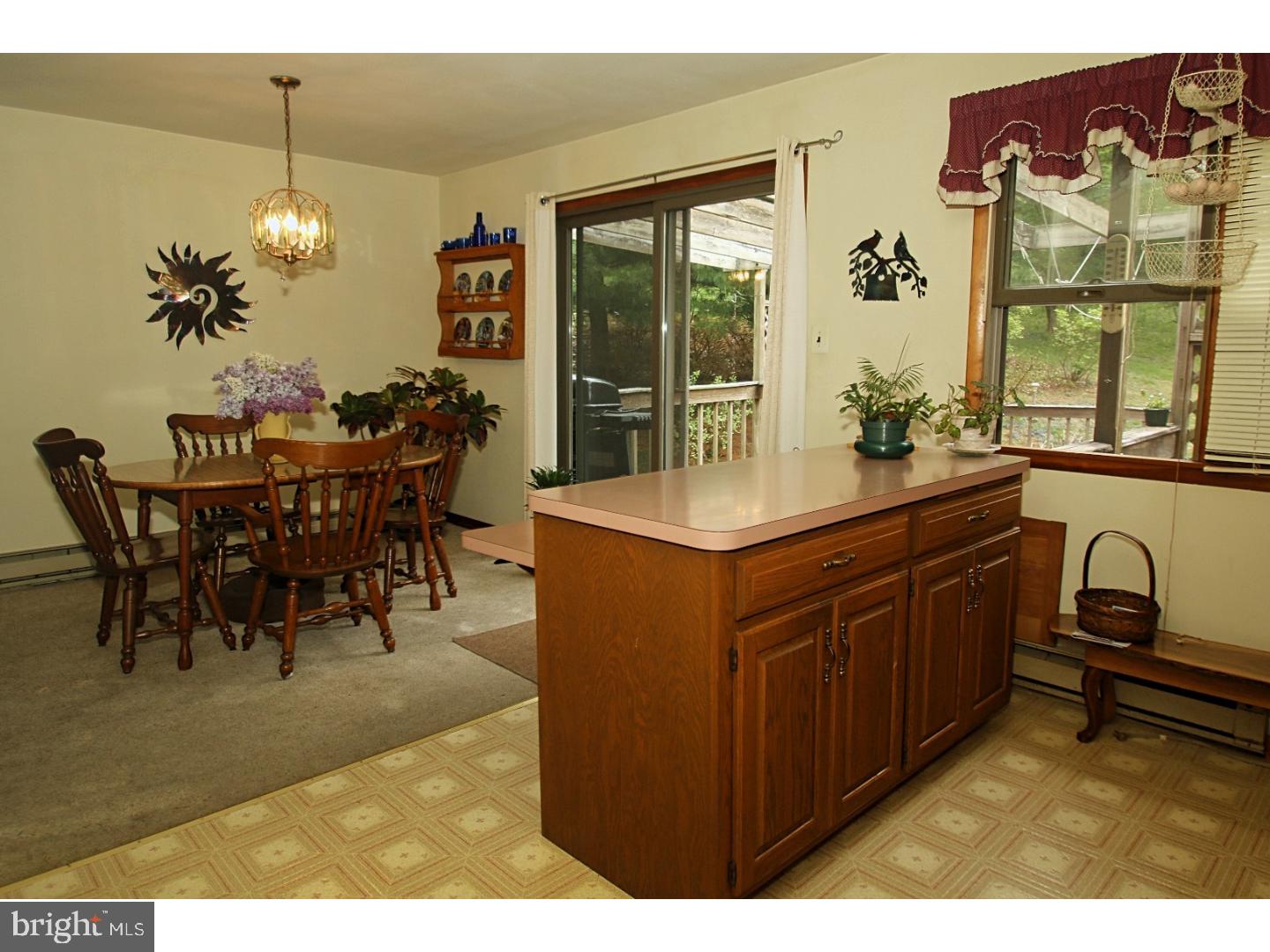 1550 County Line Road Gilbertsville, PA 19525 - Photo 4 of 15 Dining Room