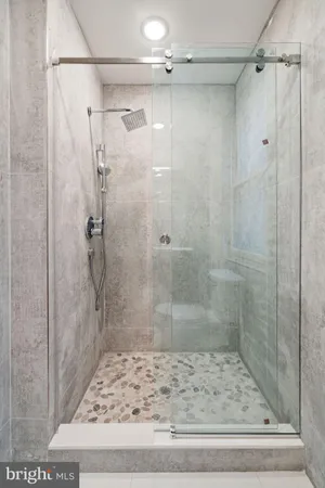 $4,500 | 1822 Chestnut Street, Unit 3F, Philadelphia, PA 19103