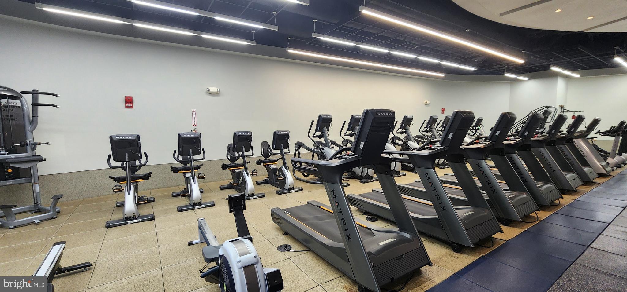 1021 Arlington Boulevard, Unit 425 Arlington, VA 22209 - Photo 8 of 9 Gym in Community