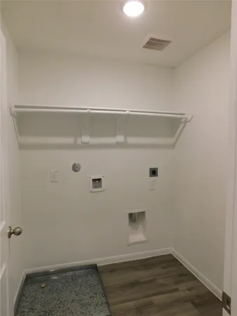 $2,050 | 10775 Sora Drive, Willis, TX 77378