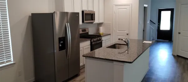 $2,050 | 10775 Sora Drive, Willis, TX 77378