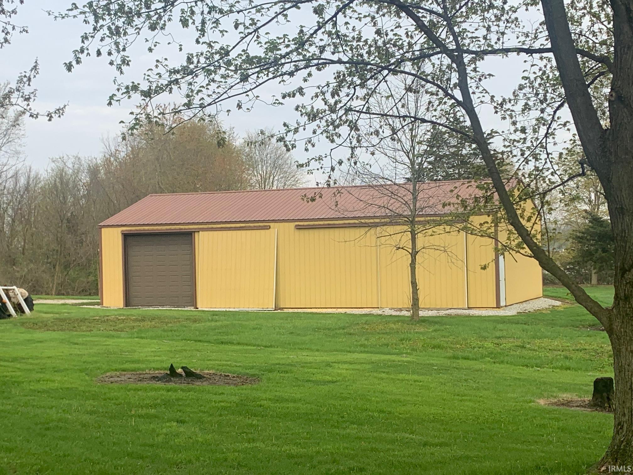 13615 Lima Road Fort Wayne, IN 46818 - Photo 4 of 15