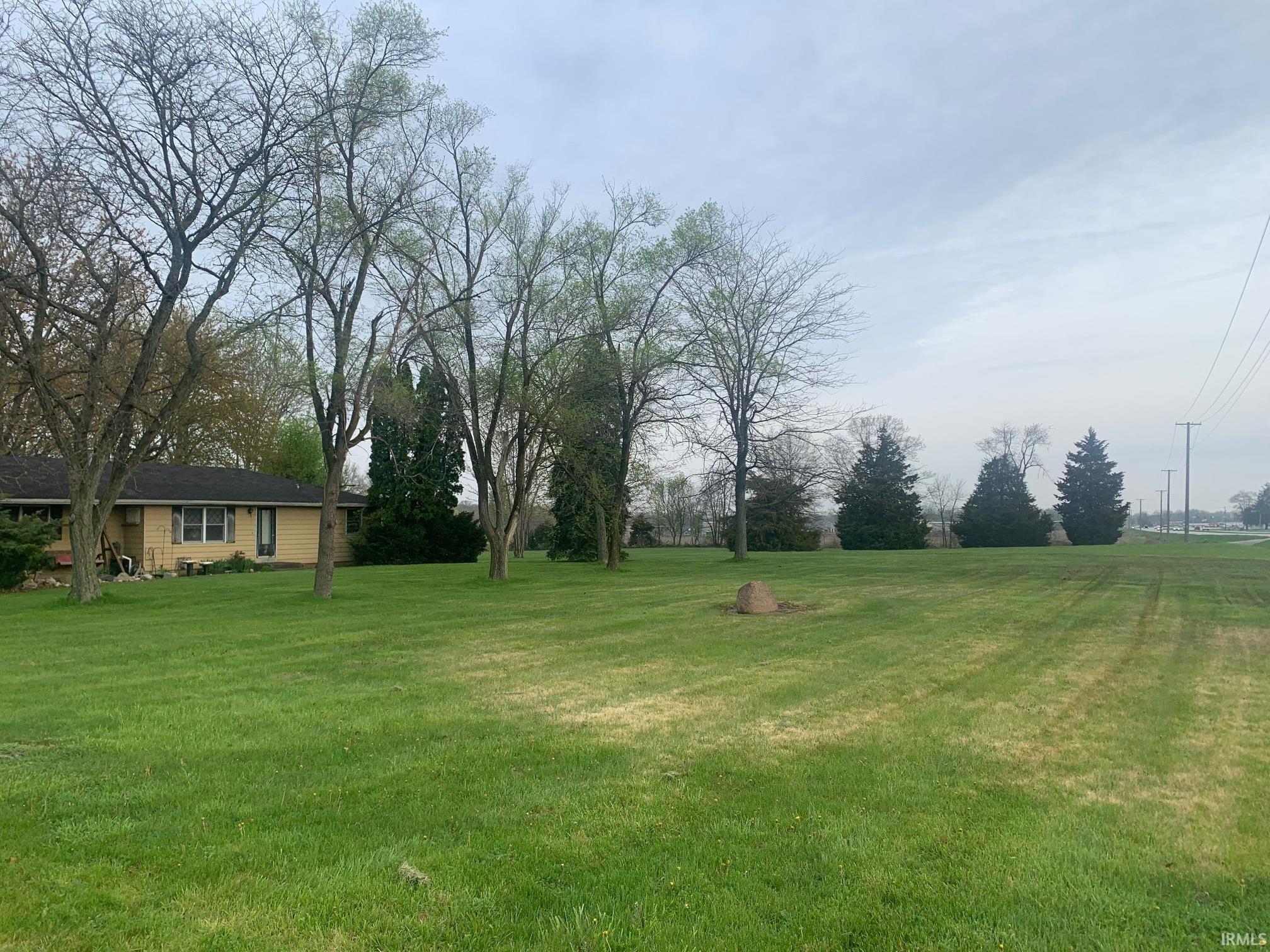 13615 Lima Road Fort Wayne, IN 46818 - Photo 6 of 15