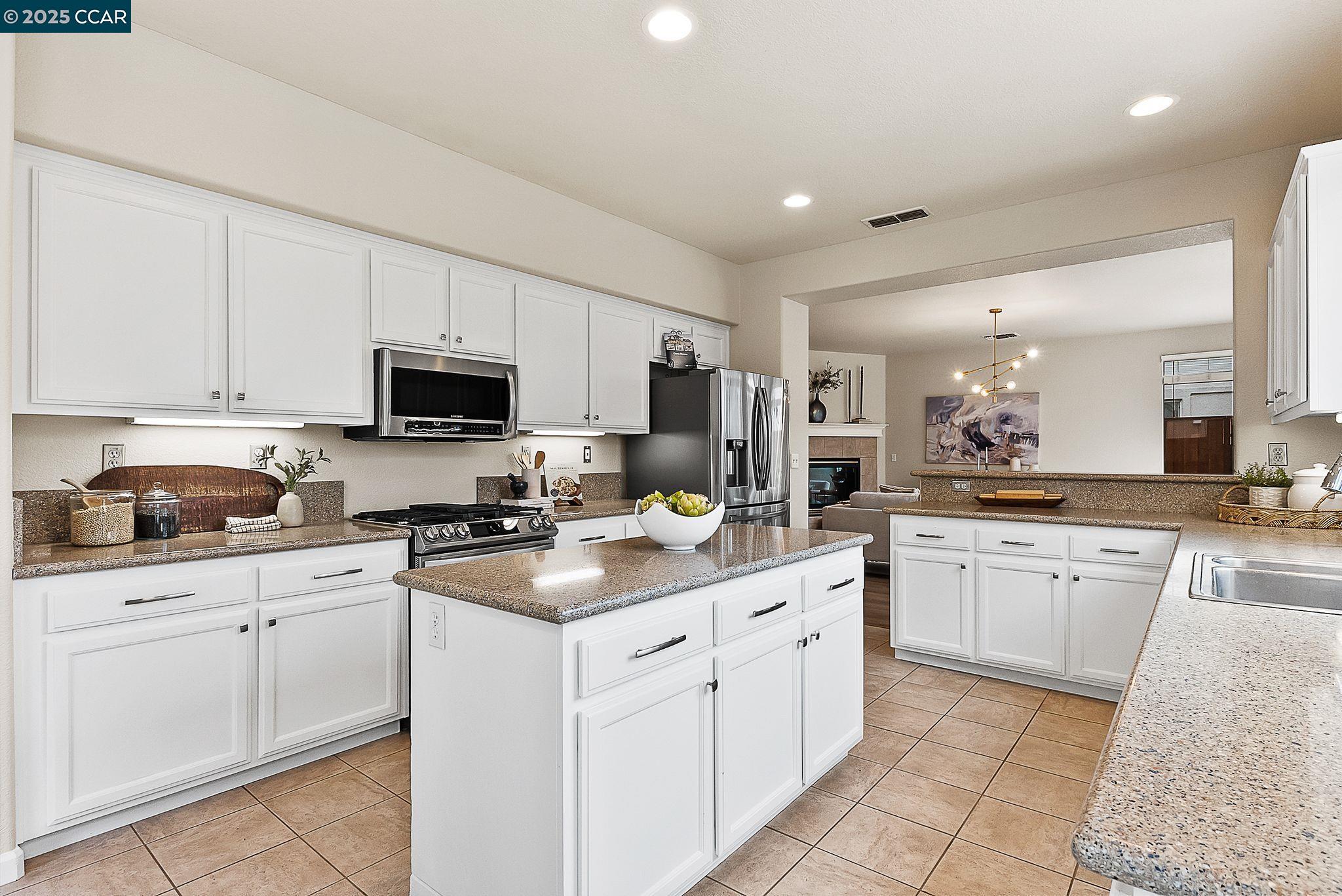 117 Cardinal Lane Discovery Bay, CA 94505 - Photo 23 of 52