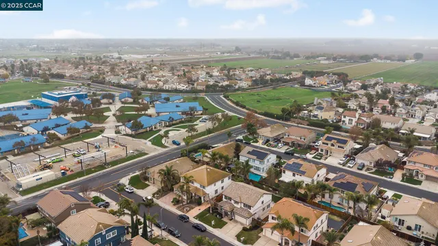 $749,000 | 117 Cardinal Lane, Discovery Bay, CA 94505