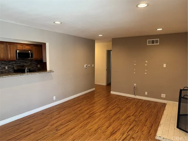 $5,000 | 2437 Fordham Drive, Costa Mesa, CA 92626