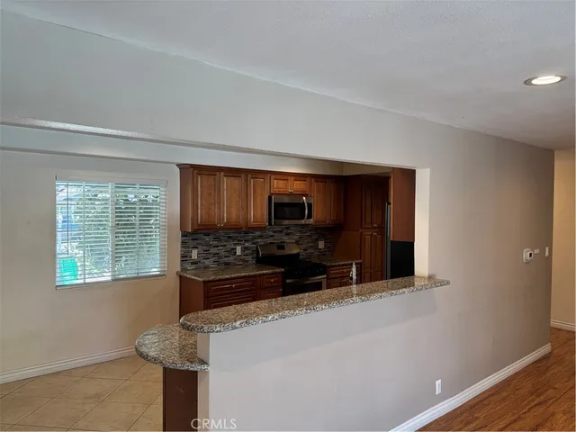 $5,000 | 2437 Fordham Drive, Costa Mesa, CA 92626