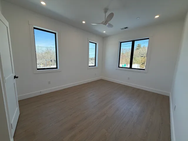 $2,950 | 1060 Main Street, Unit 305, Millis, MA 02054