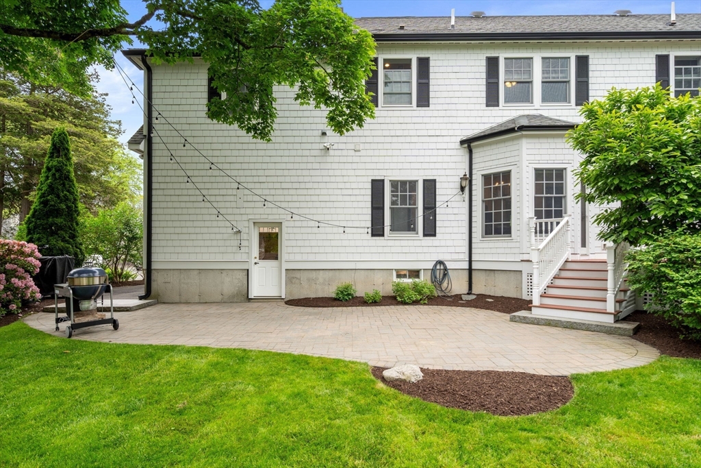 19 Carol Road Needham, MA 02492 - Photo 32 of 38