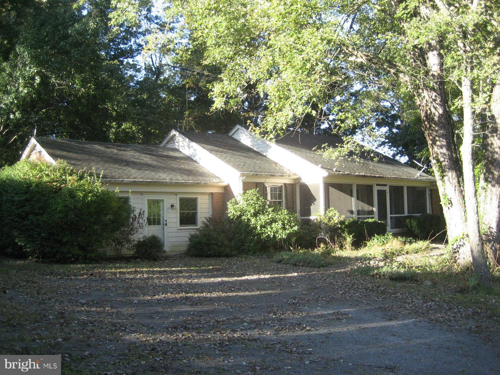 6043 Coon Tree Road The Plains, VA 20198 - Photo 1 of 30 Exterior (Front)