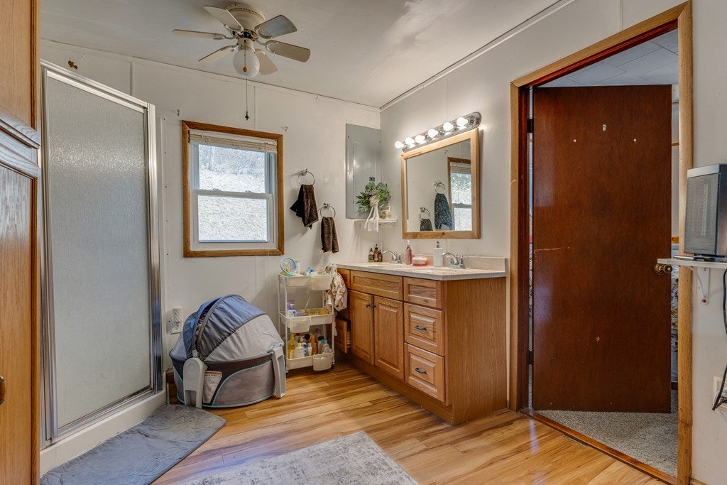 72 Laurel Branch Road Honaker, VA 24260 - Photo 10 of 21 Gallery Image 10