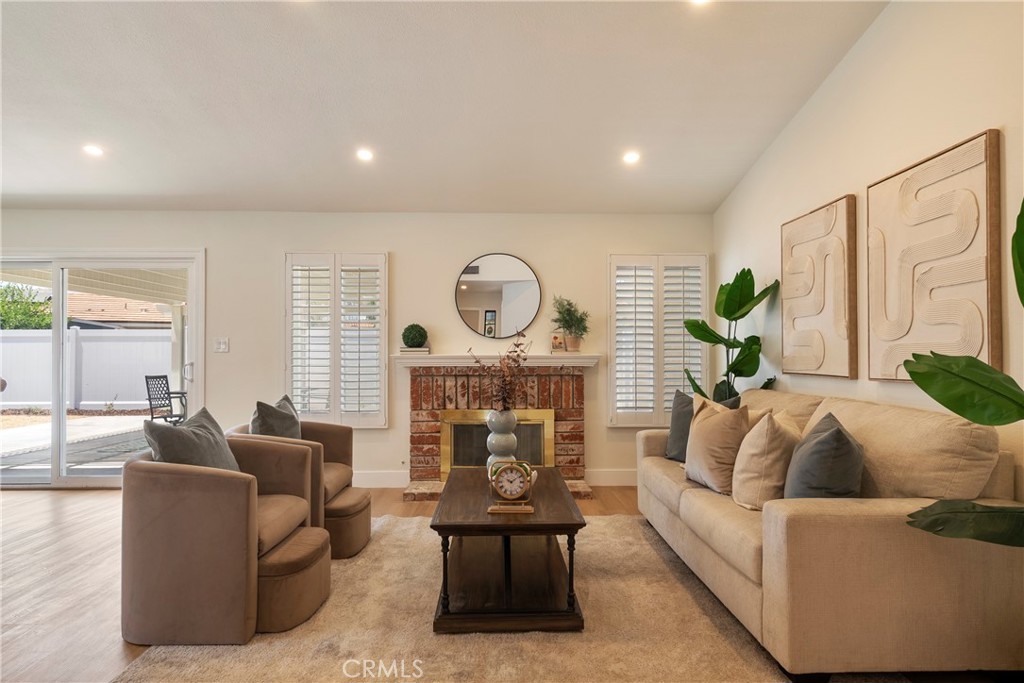 11401 Rancho Del Oro Drive Riverside, CA 92505 - Photo 7 of 40