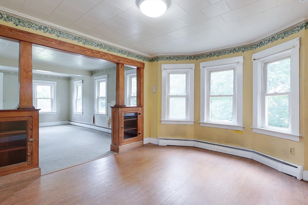 321 Main Street Townsend, MA 01469 - Photo 7 of 31