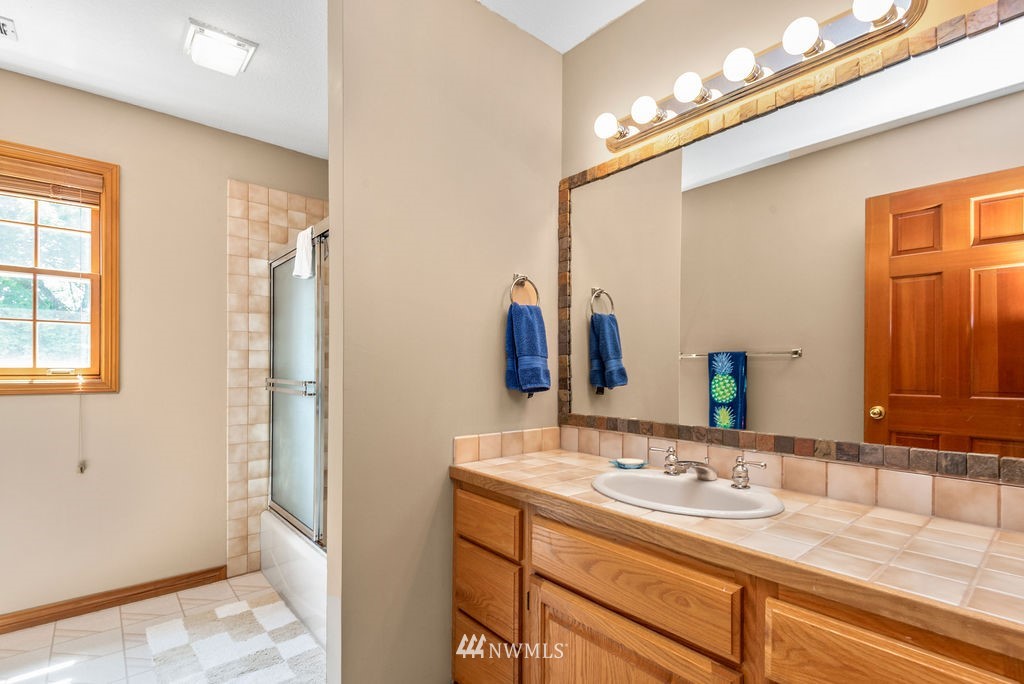 2524 Corman Road Longview, WA 98632 - Photo 21 of 30 Gallery Image 21