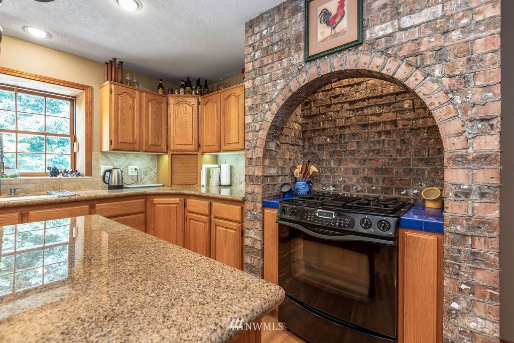 2524 Corman Road Longview, WA 98632 - Photo 8 of 30 Gallery Image 8
