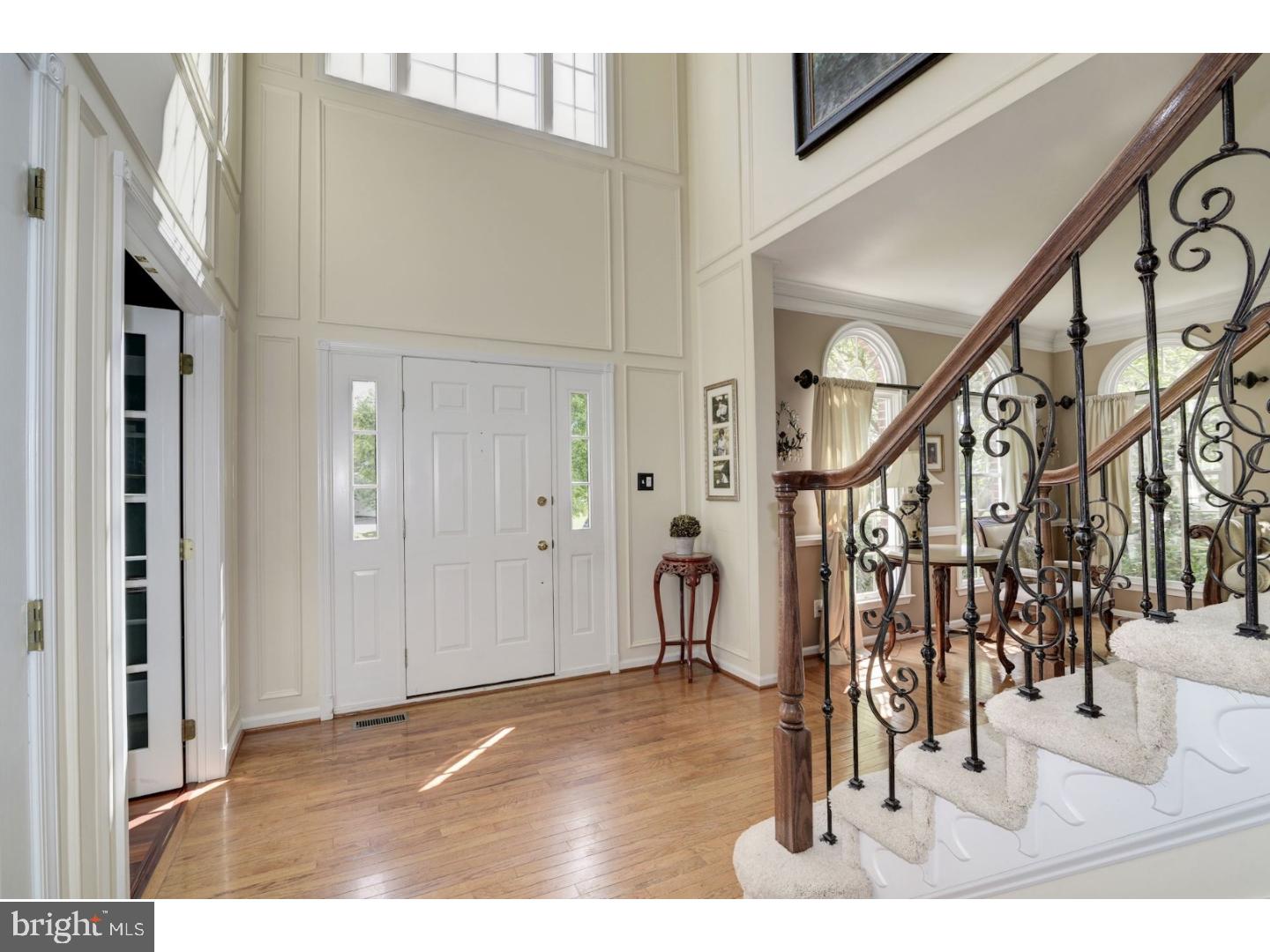 13 Apple Orchard Road Moorestown, NJ 08057 - Photo 3 of 21 Foyer