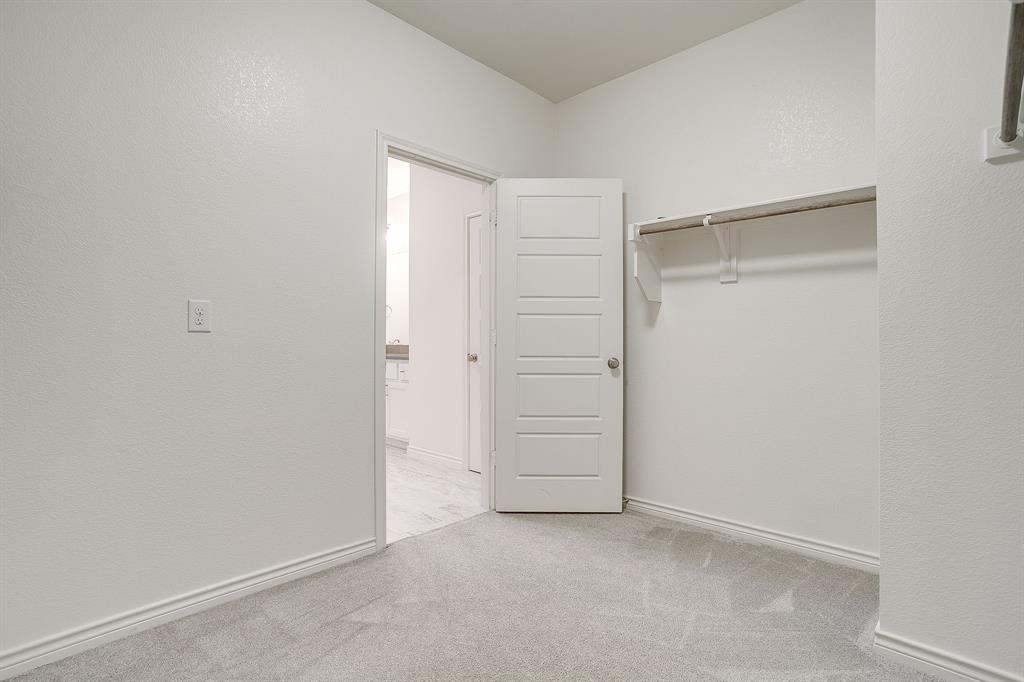 2829 Stanley Avenue Fort Worth, TX 76110 - Photo 24 of 40 an empty room with closet area