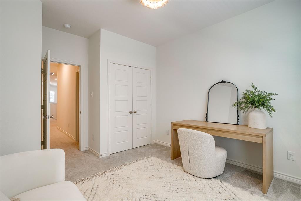 2829 Stanley Avenue Fort Worth, TX 76110 - Photo 28 of 40 a living room with furniture and a potted plant