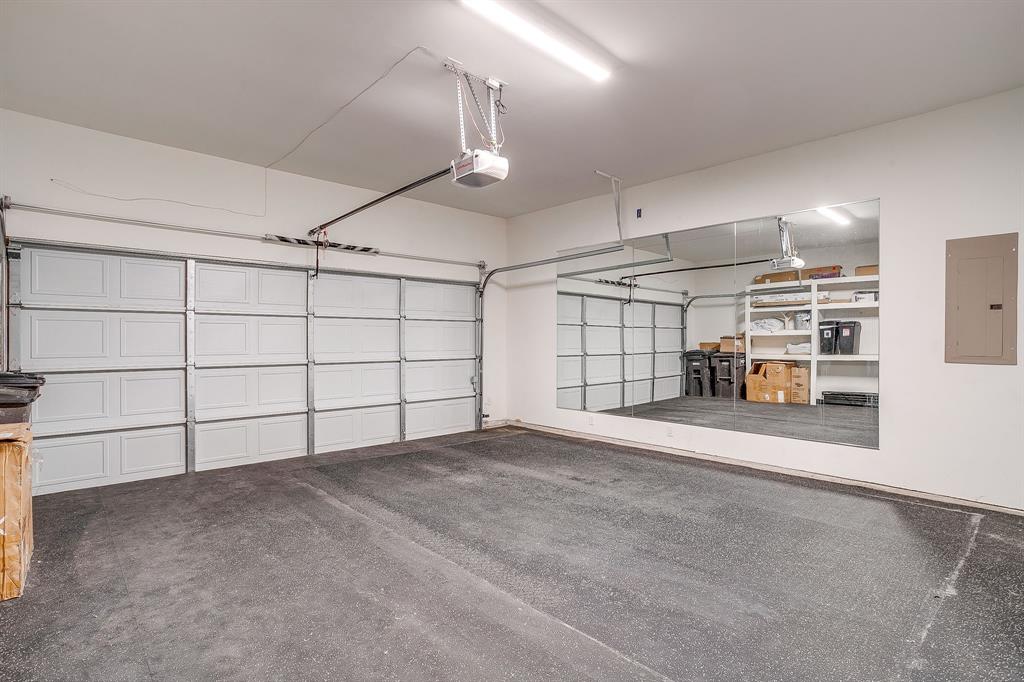 2829 Stanley Avenue Fort Worth, TX 76110 - Photo 34 of 40 a view of a garage