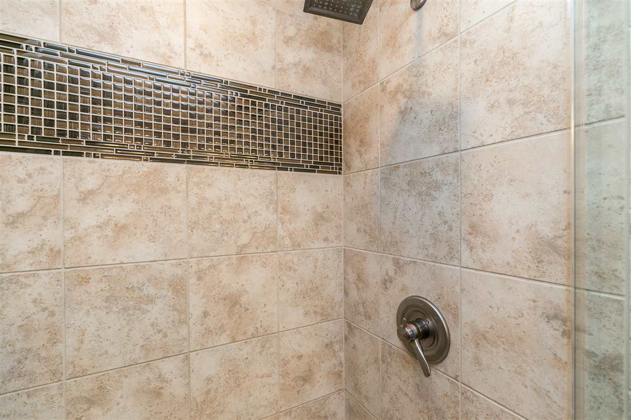 2913 Caspian Road Hiawatha, IA 52233 - Photo 35 of 49 Gallery Image 35