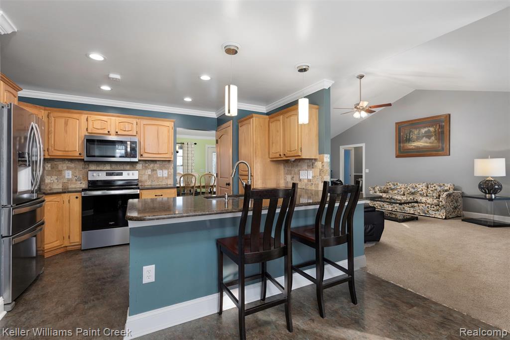 15289 Imlay City Road Capac, MI 48014 - Photo 5 of 61