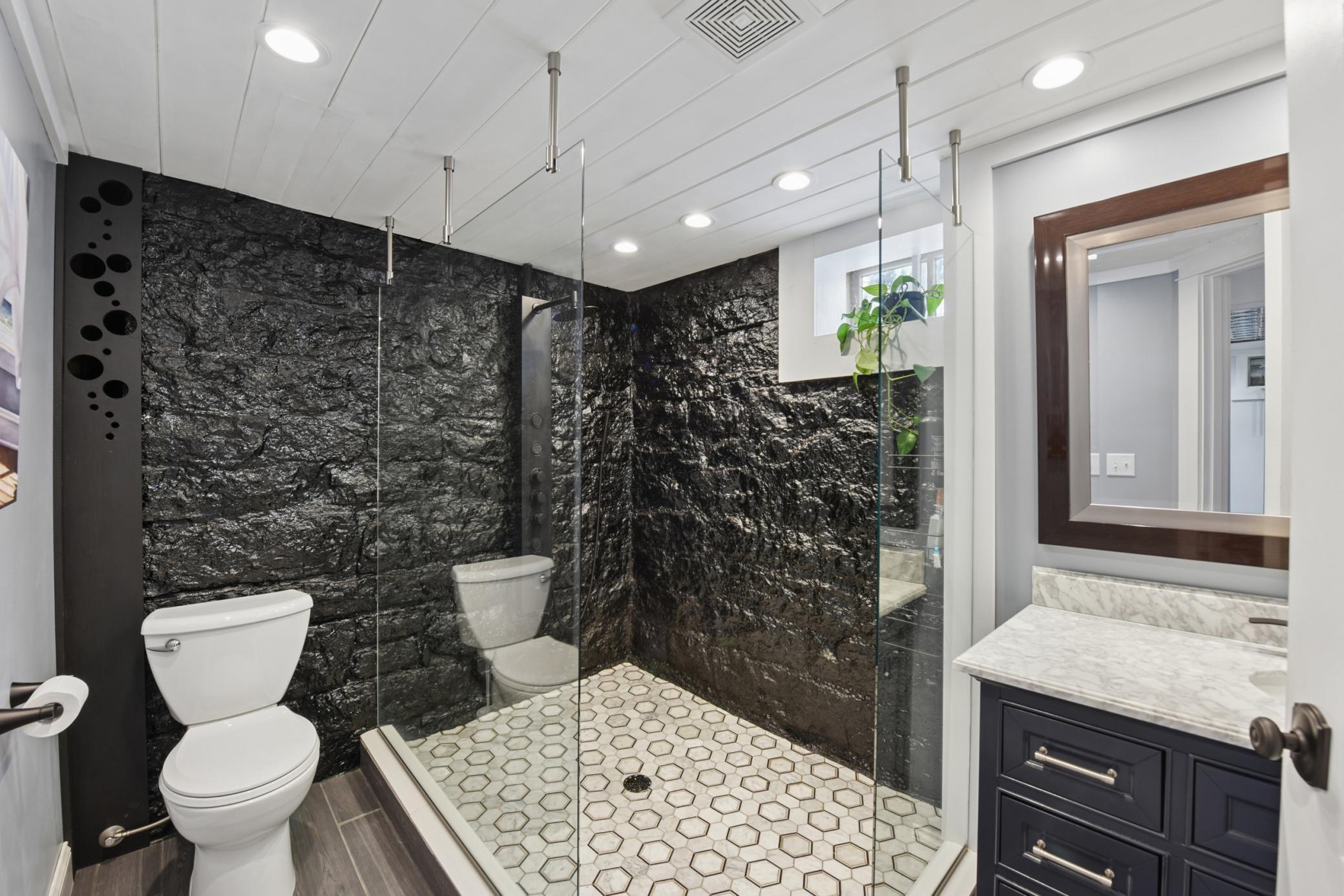 831 Central Avenue Red Wing, MN 55066 - Photo 25 of 59