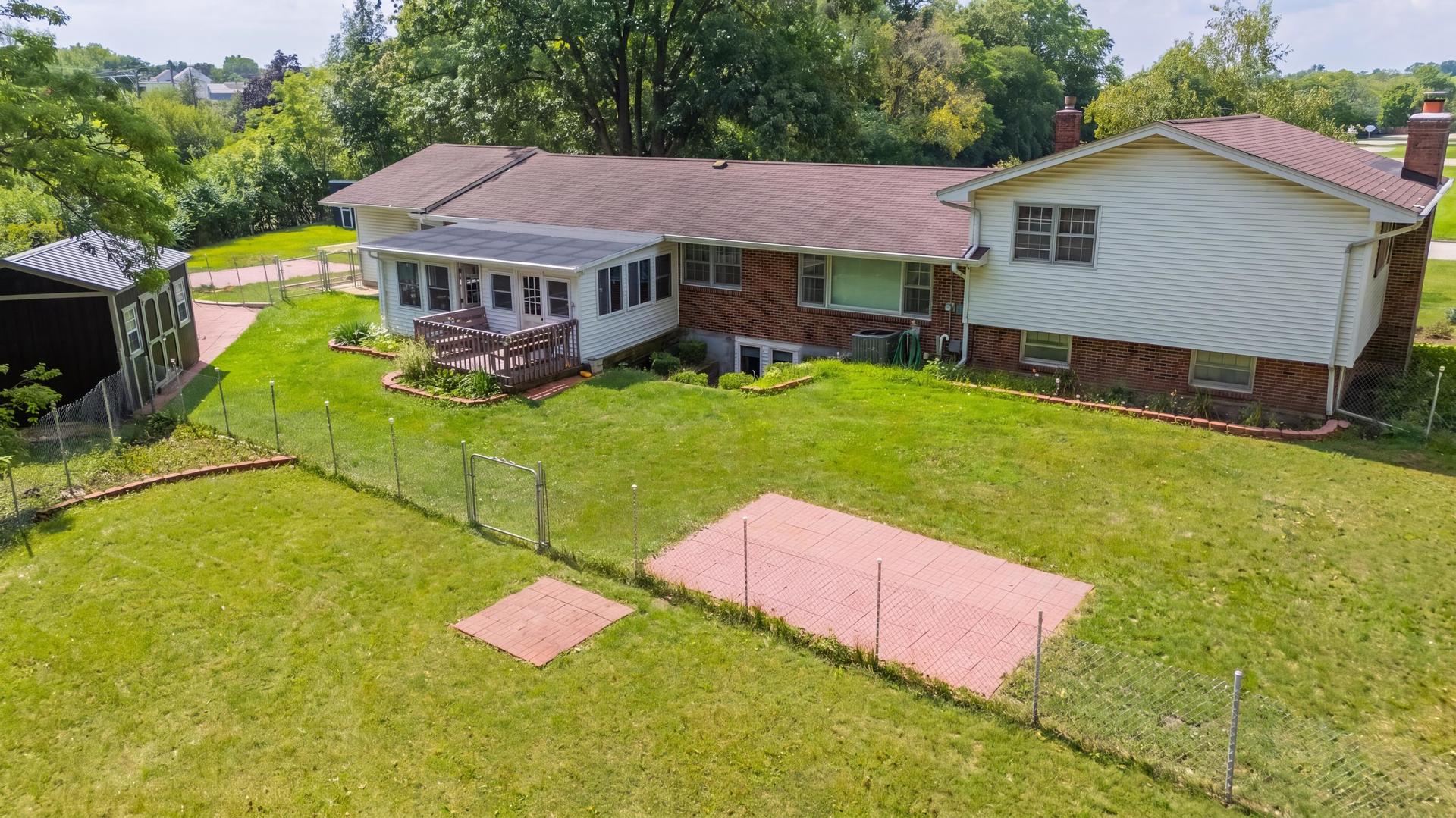 203 Wood Road Rockford, IL 61107 - Photo 44 of 46 Gallery Image 44