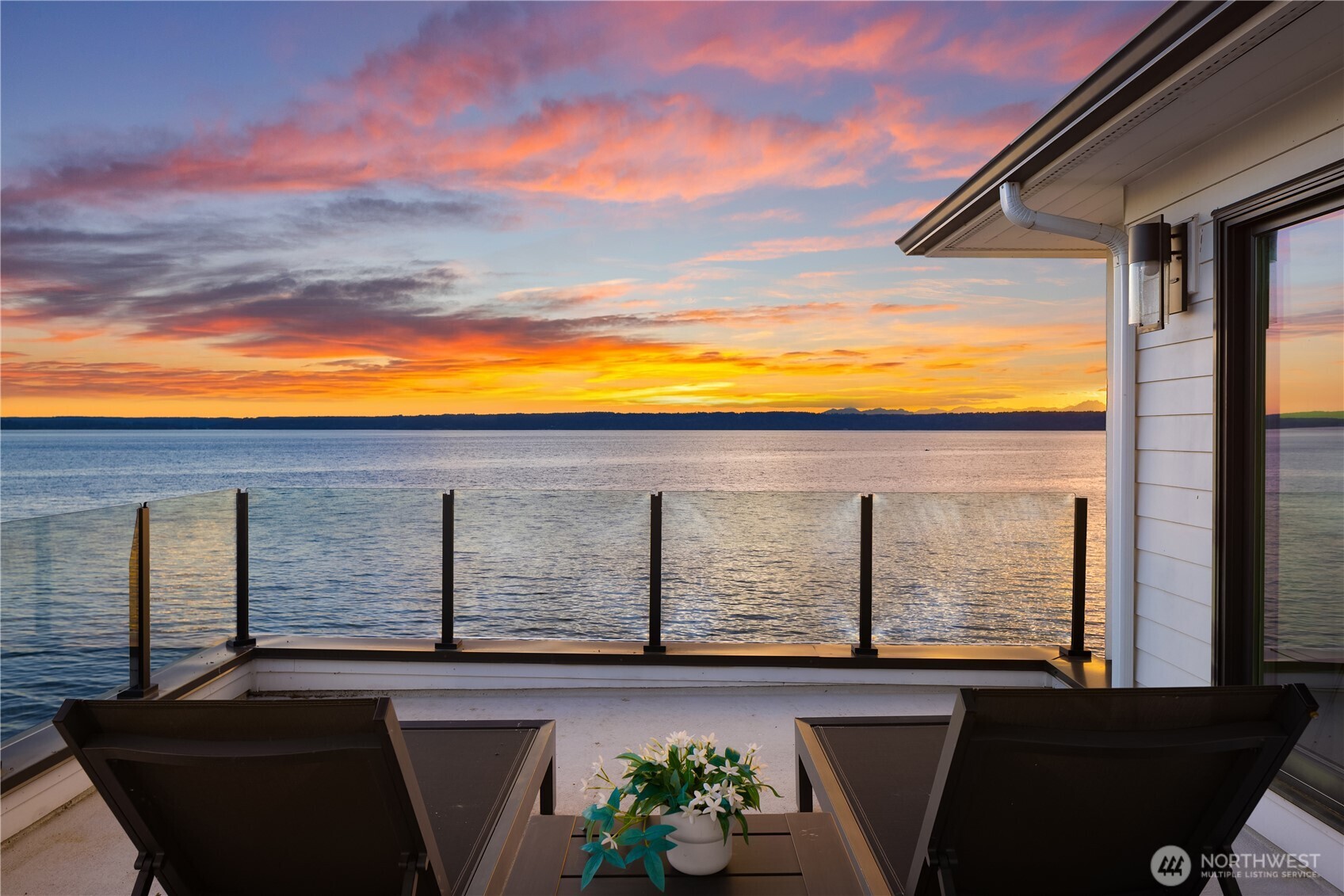 18051 Normandy Terrace Southwest Normandy Park, WA 98166 - Photo 15 of 35