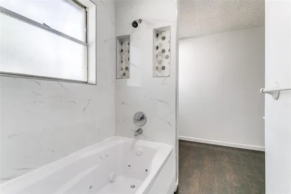 $359,900 | 933 Charleston Court, Bedford, TX 76022