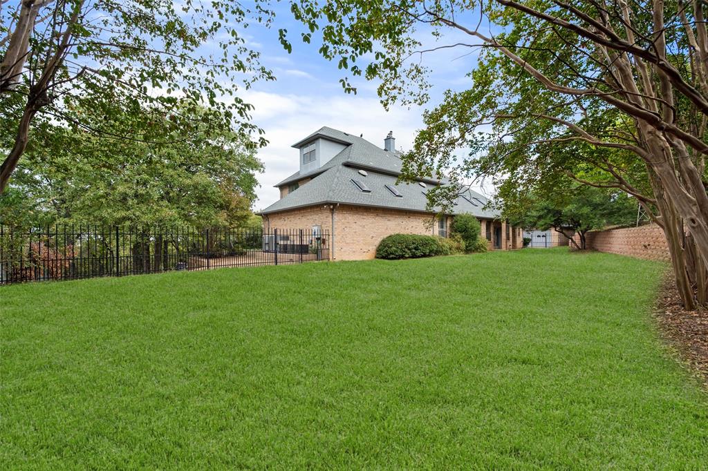 217 Williams Road Fort Worth, TX 76120 - Photo 23 of 36