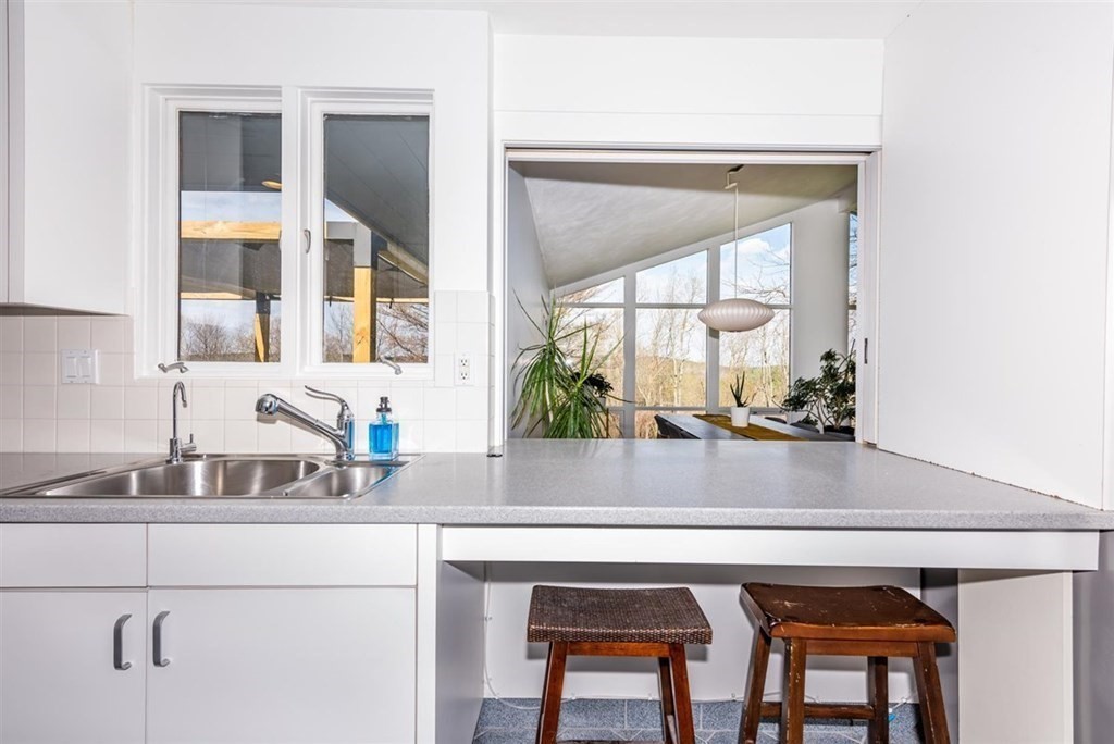 590 S Road Holden, MA 01520 - Photo 13 of 40 Gallery Image 13