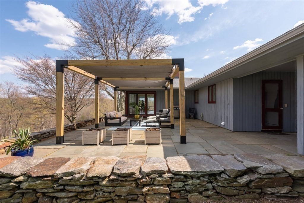 590 S Road Holden, MA 01520 - Photo 34 of 40 Gallery Image 34