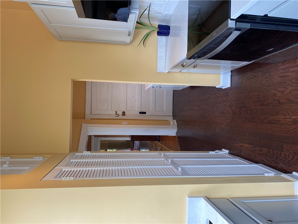 2138 Madison Road, Unit L Cincinnati, OH 45208 - Photo 14 of 32