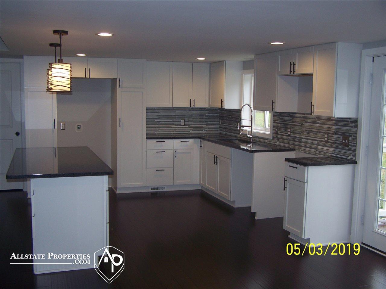4951 Hollenbeck Road Columbiaville, MI 48421 - Photo 9 of 15 31378688-8.JPG